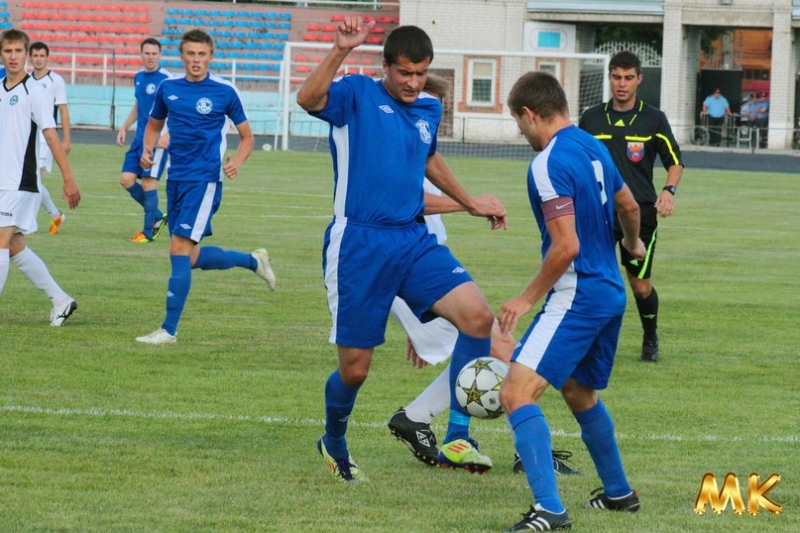 ФК "Елец" - "Академия футбола" (0:0; 2013 год). 